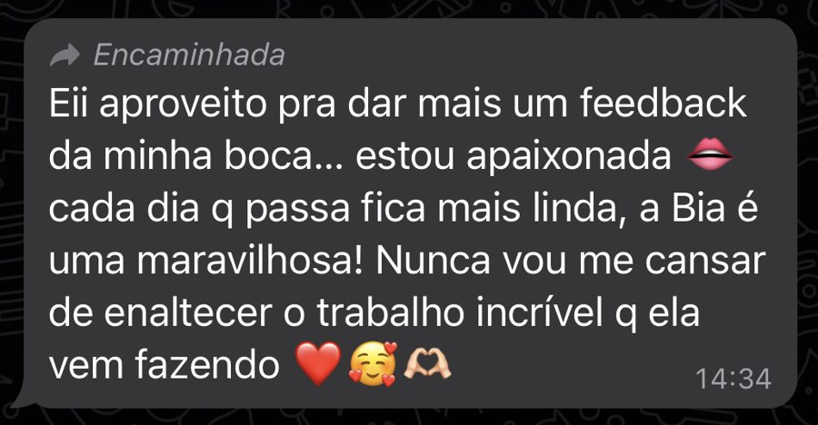 Mensagem de uma paciente apaixonada pelo resultado nos lábios
